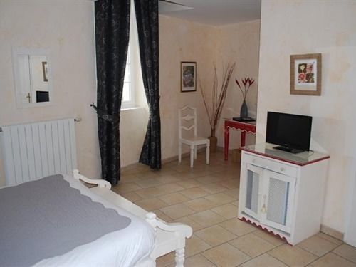 Hotel Logis Et Restaurant La Bastide Cabezac Bize-Minervois